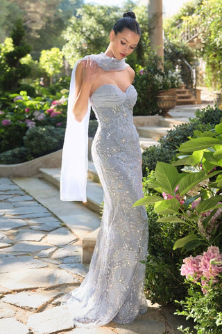 FITTED SWEETHEART NECK GOWN