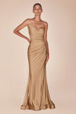 STRAPLESS STRETCH SATIN FITTED GOWN