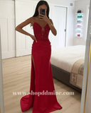 STRAPLESS LACE DEEP V FITTED GOWN