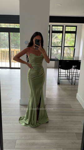 STRAPLESS ELEGANT GOWN