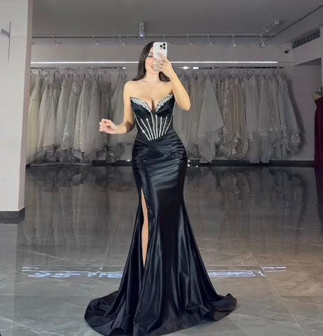 STRAPLESS CRYSTAL EMBELLISHED BLACK FITTED GOWN