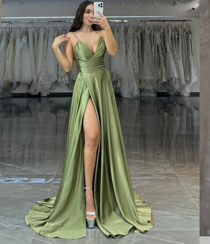 SOFT SATIN A LINE SWEETHEART NECKLINE GOWN