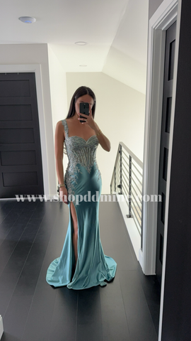 FITTED SATIN & LACE GOWN