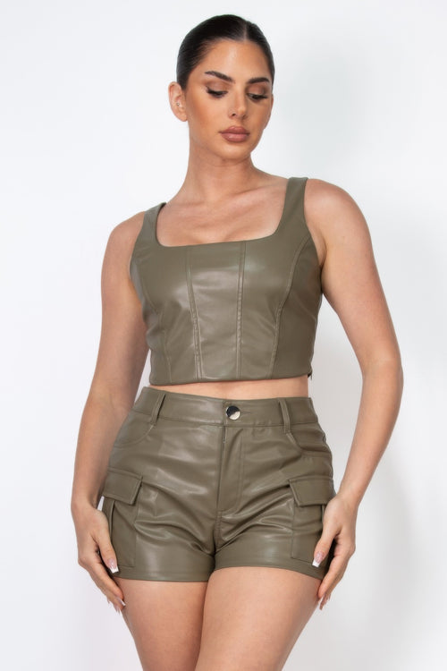 トップス SOFTHYPHEN FAUX LEATHER CROPPED SHIRT SOFTHYPHEN（ソフトハイフン）の「FAUX LEATHER CROPPED SHIRT