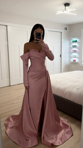 OFF SHOULDER SWEETHEART NECKLINE DRAPE SKIRT GOWN