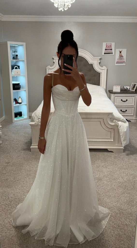 Off White Gown Figurine Two Piece Set